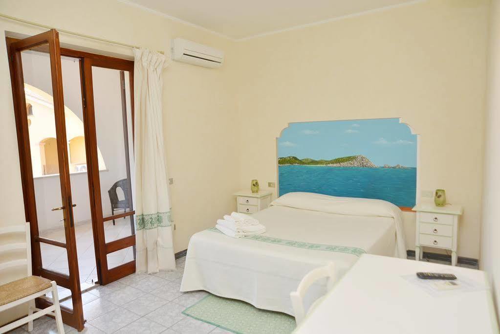S'Apposentu Affittacamere Pula Exteriér fotografie